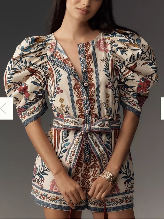 FARM Rio Pants - NEW Farm Rio Romantic Lightness Puff-Sleeve Romper Women’s XS